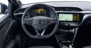 Interior del nuevo Opel Corsa híbrido / OPEL