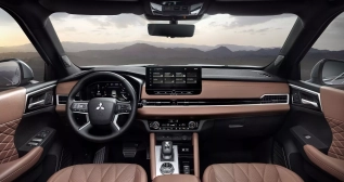 Interior del Mitsubishi Outlander