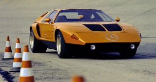 Mercedes C-111, uno de los modelos diseñados por Bruno Sacco