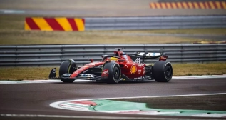 Primera prueba de Lewis Hamilton al volante de un Ferrari