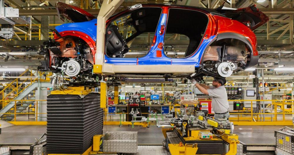 EMPRESAS QUE MARCHAN DE CATALUÑA. - Página 69 Produccion-del-nissan-juke-en-la-planta-de-sunderland-reino-unido_89_1000x530